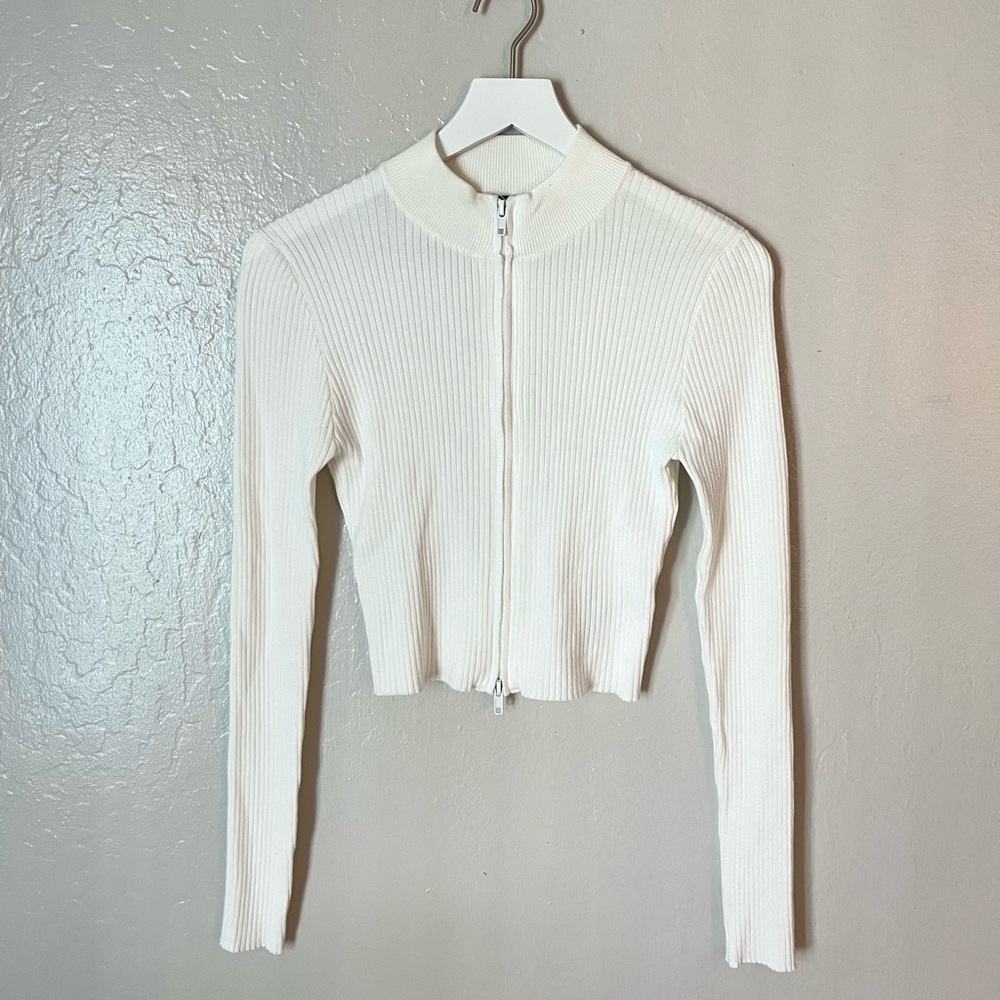 Forever 21 White Ribbed Crop Zip Up Cardigan